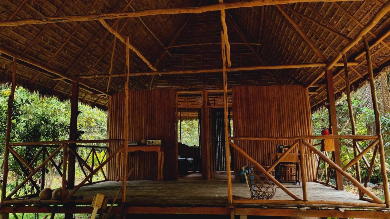 Хостел Castana Amazon Park Пуэрто-Мальдонадо Экстерьер фото